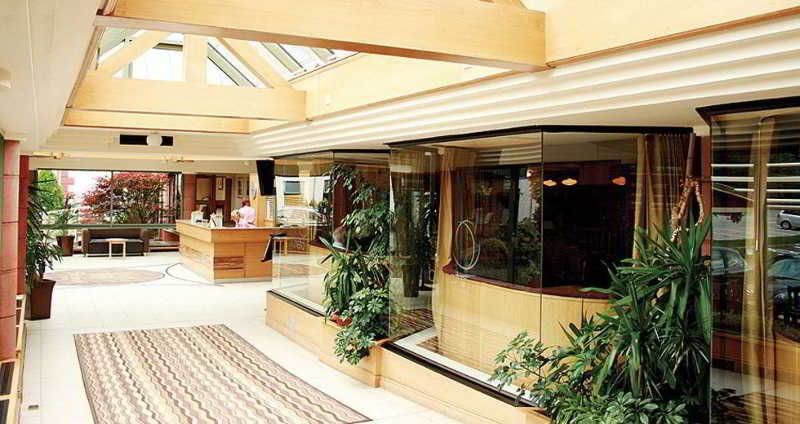 Silverbirch Hotel Omagh Buitenkant foto